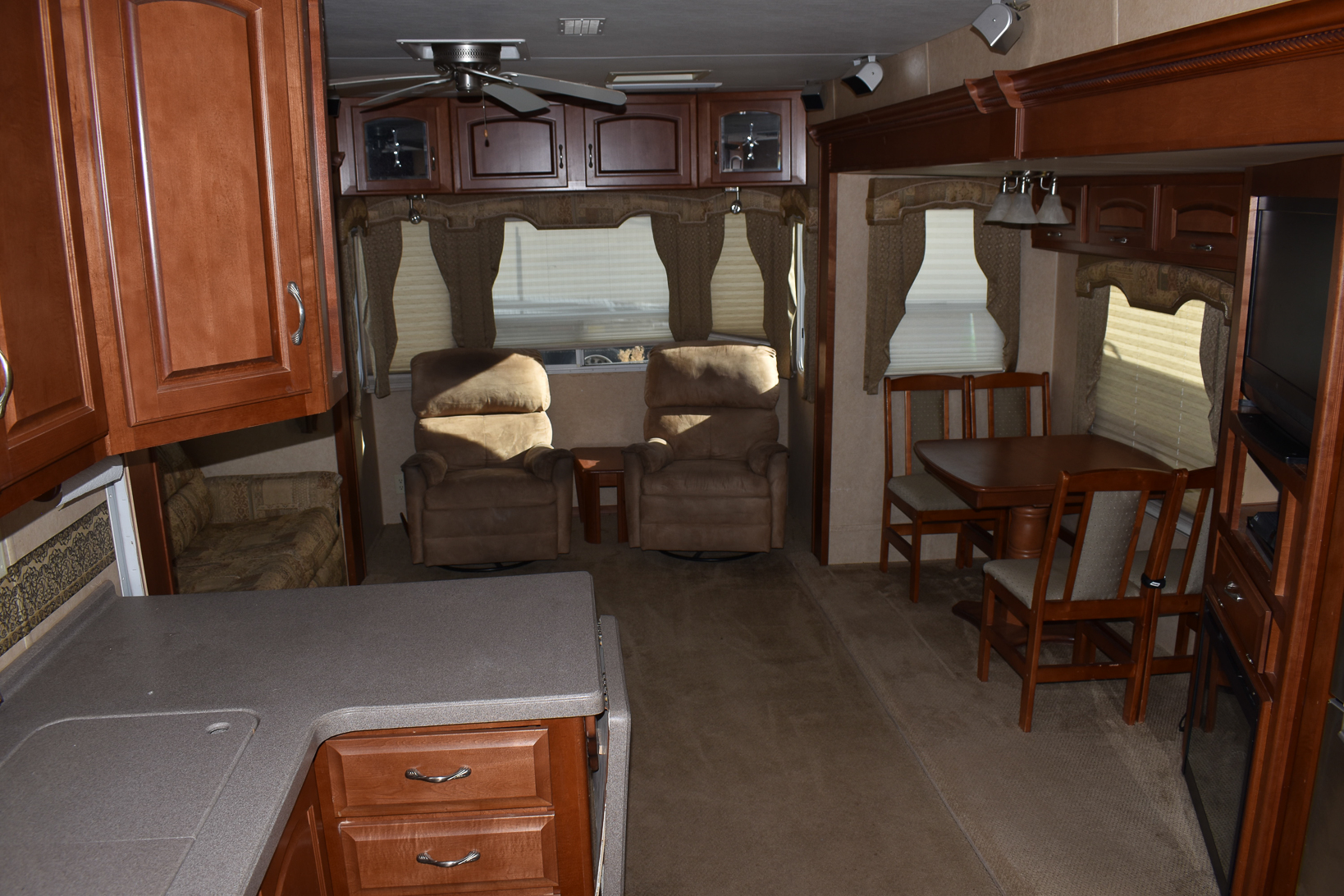 07 Excel L33RSO SOLD Kays RV